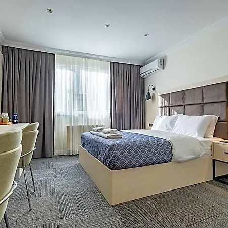 Stamboul & Hotell 3*
